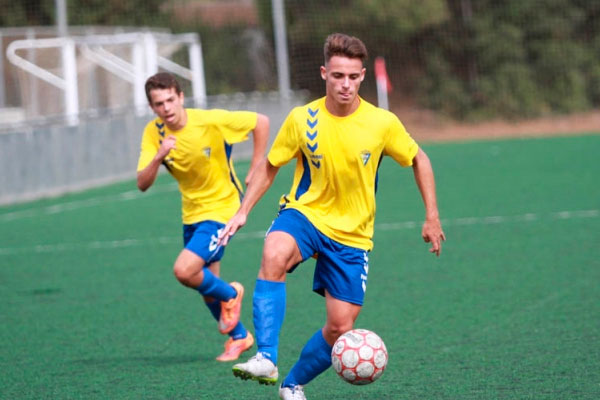 Balón de Cádiz Juvenil / Trekante Media