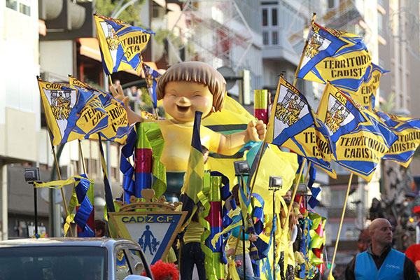 Carroza del Cádiz CF en la Cabalgata del Carnaval de Cádiz 2016 / Trekant Media