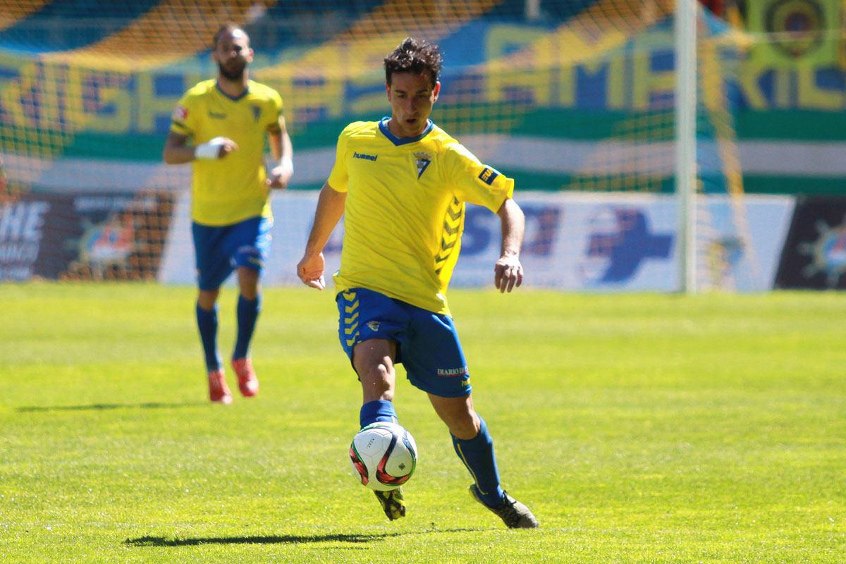 Jandro, durante el Cádiz - Melilla. / Trekant Media