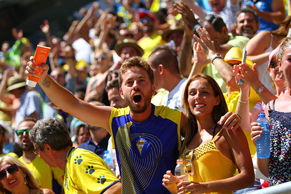 Kiko Gaviño celebra un gol con el Cádiz CF / Trekant Media