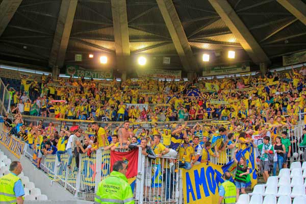 Afición cadista en Santander / foto: Sergio Cocho - Portalcadista.com