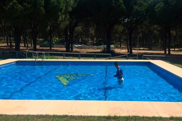 Álvaro García esta mañana en la piscina de El Rosal / Trekant Media