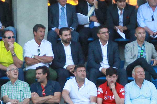 Juan Carlos Cordero en el palco del estadio Ramón de Carranza ante el Racing de Santander / Trekant Media