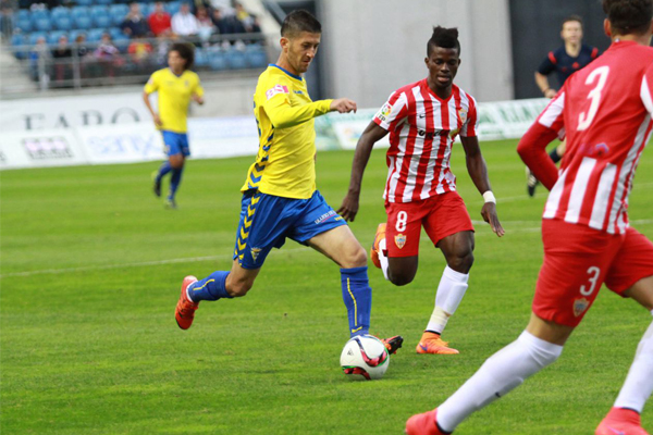 Fran Machado en el Cádiz - Almería B de la primera vuelta. / Trekant Media