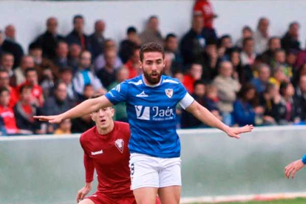 Deportivo Linares ante el Cádiz en la primera vuelta / Trekant Media