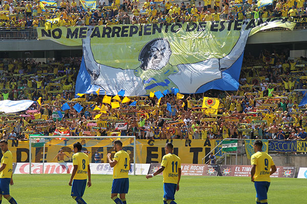 Tifo en Fondo Sur / Trekant Media