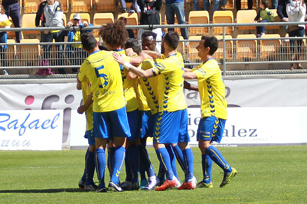 El Cádiz CF celebra un gol en el estadio Ramón de Carranza / Trekant Media