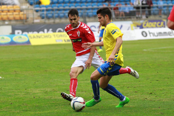 El Real Murcia sigue líder y ganó esta jornada / Trekant Media