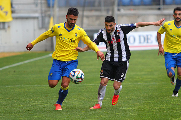 El Cádiz - RB Linense se jugará el 15 de noviembre / Trekant Media