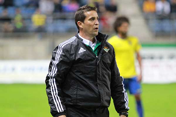 Juan Merino, entrenador del Real Betis Balompié B / Trekant Media