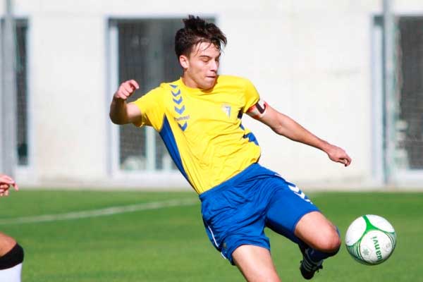 Pablo Molina marcó el 1-2 para el Cádiz B / Trekant Media