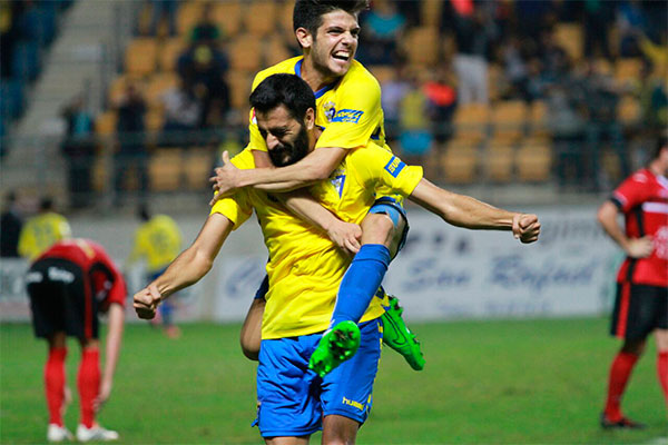 El Cádiz CF celebra el gol frente al Laredo / Trekant Media