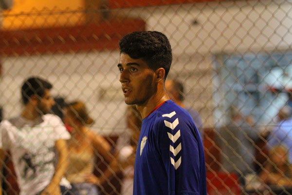 Álex Lázaro, en pretemporada con el Cádiz CF / Trekant Media