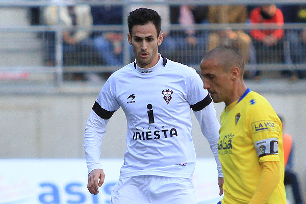 Rubén Cruz en el estadio Ramón de Carranza contra el Cádiz CF en la temporada 2013-2014 / Trekant Media