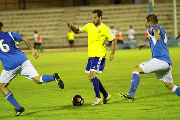 El Cádiz también empató ante el San Fernando CD / Trekant Media