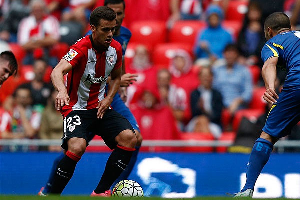 Ager Aketxe, con el Athletic de Bilbao / Athletic Club