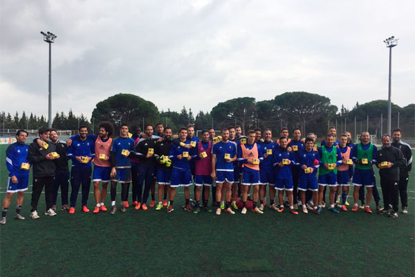 Jugadores del Cádiz CF tras el entrenamiento de hoy miércoles 14 de diciembre / Trekant Media