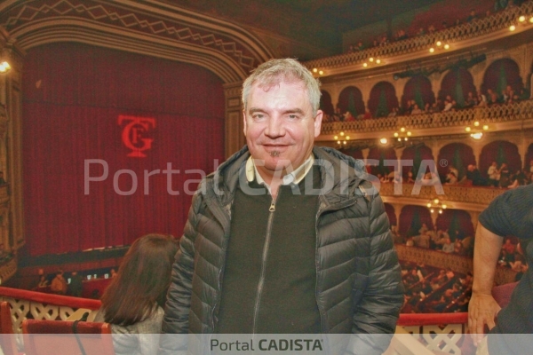 Manuel Vizcaíno en el Gran Teatro Falla / Trekant Media