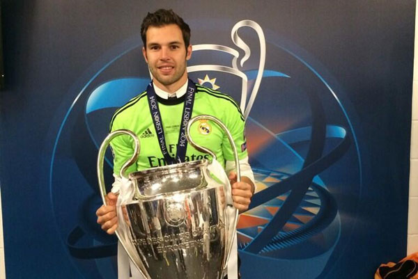 Jesús Fernández, con la Champions League que ganó en 2014