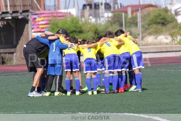 Cádiz CF Benjamín / Trekant Media