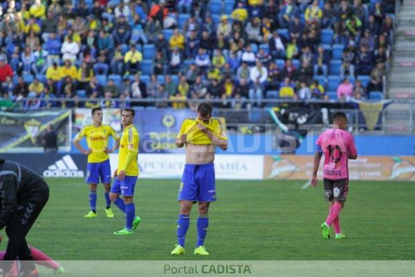 El Cádiz cayó derrotado ante el Tenerife