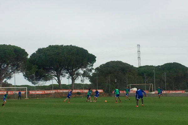 El equipo entrena en El Rosal / Trekant Media