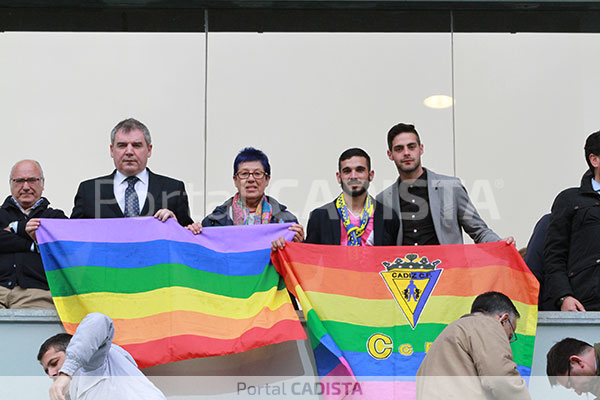 El Cádiz CF, apoyando el Día del Orgullo LGTBI en el deporte / Trekant Media