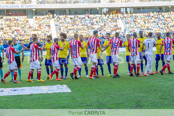 El Cádiz CF el pasado domingo contra el Girona FC en el estadio Ramón de Carranza / Trekant Media