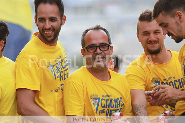 Álvaro Cervera, durante la celebración del ascenso a Segunda / Trekant Media