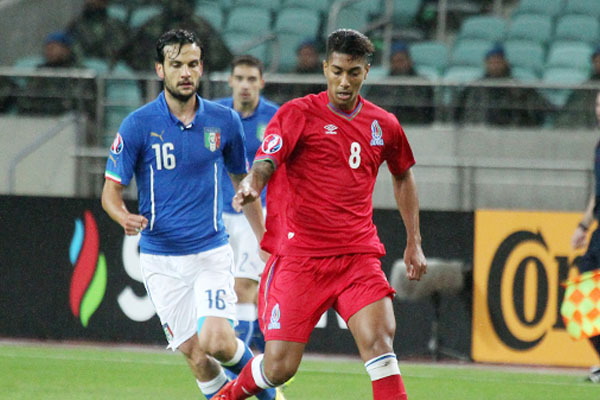 Eddy en un partido de Azerbaiyán contra Italia. / Imagen: AFFA