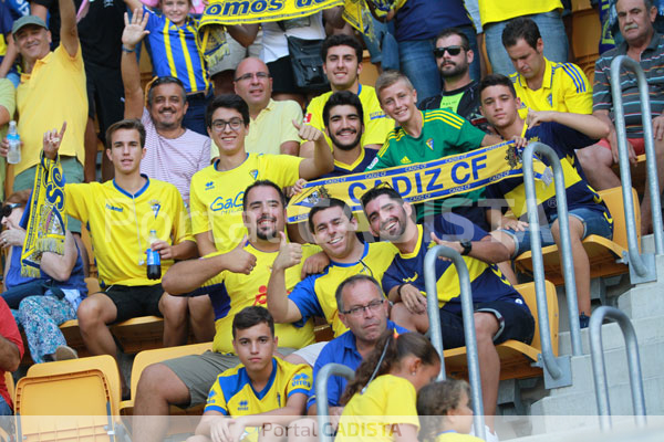 Aficionados cadistas en el estadio Ramón de Carranza / Trekant Media