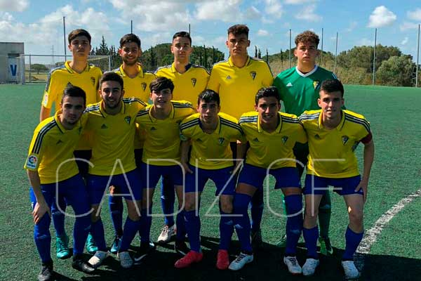 Balón de Cádiz CF Juvenil / cadizcf.com