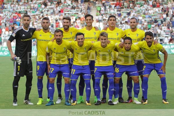 Once inicial del Cádiz CF en Córdoba / Trekant Media