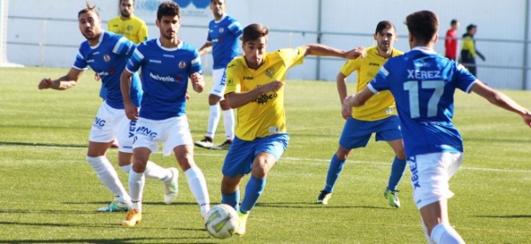 Mario Sánchez, con el Conil CF / cadizcf.com