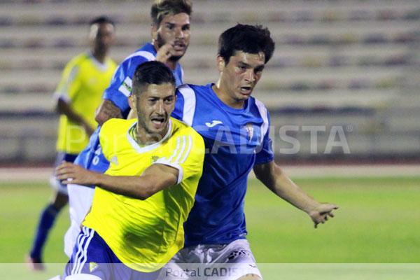 Cádiz CF y San Fernando CD en el pasado Trofeo de la Sal / Trekant Media