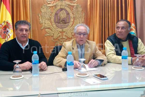 Hugo Vaca y Paco Baena en el Ateneo Gaditano / Trekant Media