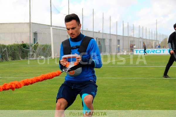 Álvaro García entrenando en El Rosal este martes / Trekant Media