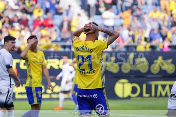 El Cádiz cae fuera de playoff antes del partido del lunes / Trekant Media