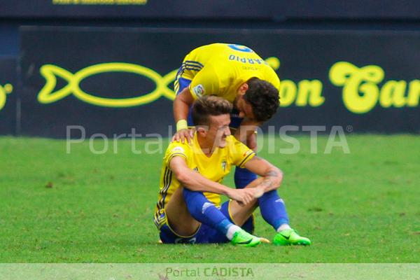 Lesión de Salvi en la primera parte del Cádiz - Cultural / Trekant Media