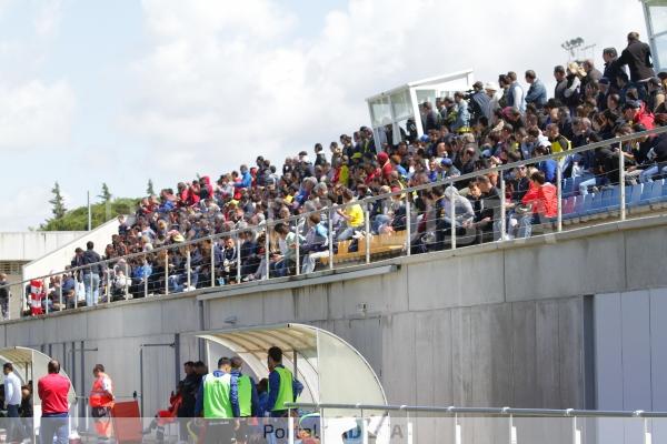 Aficionados cadistas en la Ciudad Deportiva Bahía de Cádiz / Trekant Media