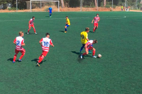 Balón de Cádiz CF Cadete A - Granada CF / cadizcf.com