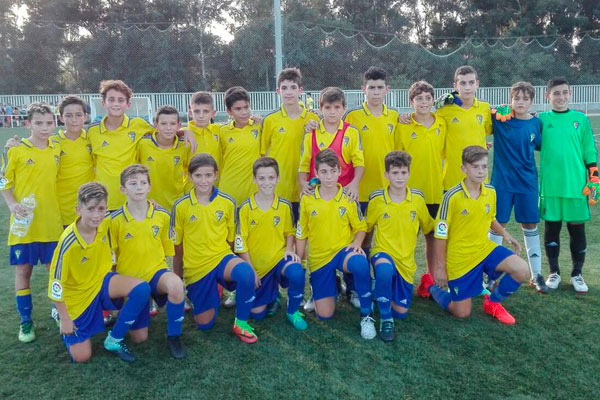 Cádiz CF Infantil B / cadizcf.com