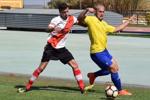 AD Juventud Sanluqueña - Balón de Cádiz CF / cadizcf.com