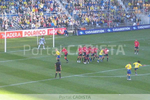 Lucas Lobos anotando el gol ante Osasuna. / Trekant Media