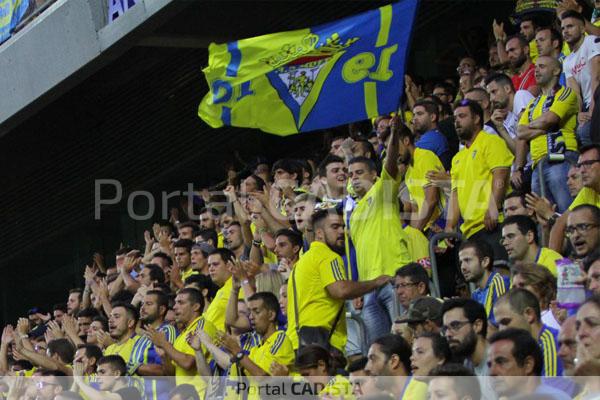 Aficionados cadistas en el estadio Ramón de Carranza / Trekant Media