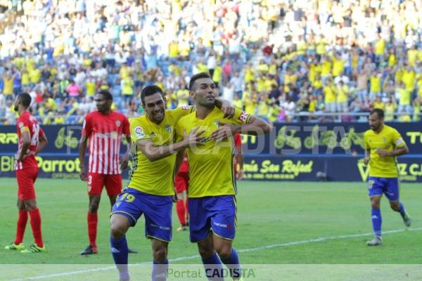 Barral celebra su gol ante la UD Almería