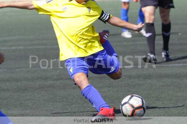 Secciones inferiores del Cádiz CF / Trekant Media