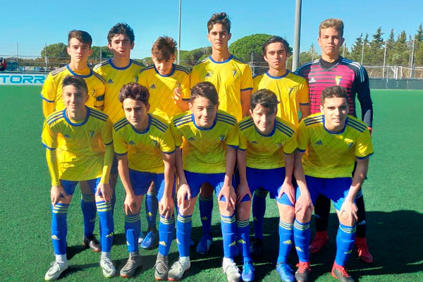 Balón de Cádiz CF Cadete B / cadizcf.com