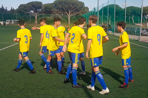 Balón de Cádiz CF Cadete B / cadizcf.com