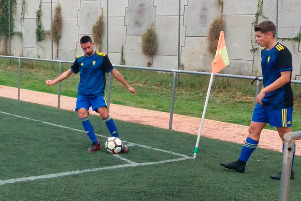 Balón de Cádiz CF Juvenil / cadizcf.com